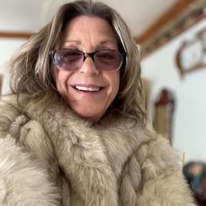 Meet your Posher, Anne